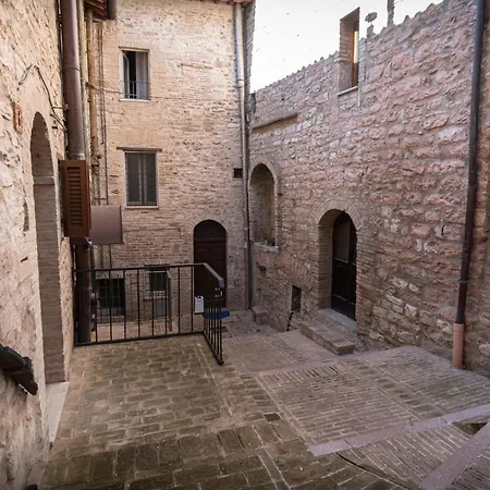 Brunelli Appartamenti Assisi Exterior photo